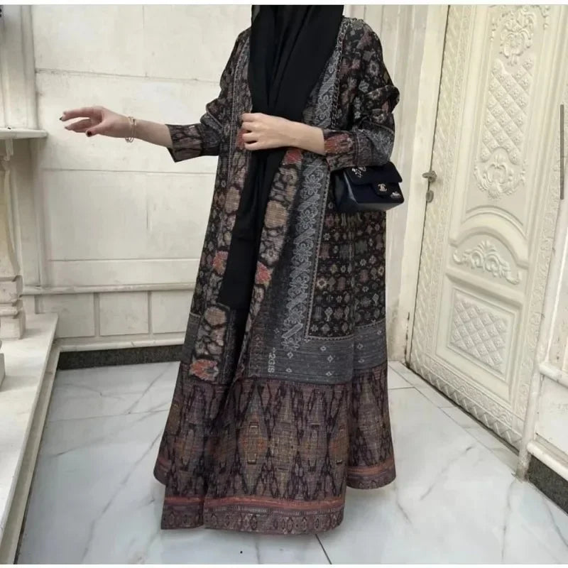 Miyake Pleated 2024 New Folded Collar Long Sleeved Retro Printed Dress Belt for Women Dubai Designer Original Fashion Loose Coat