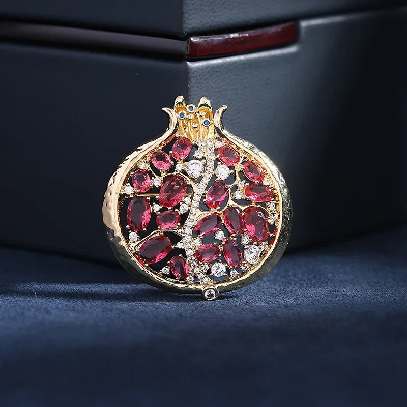 Luxury Winter Coat Accessories Corsage Creative Design Red Pomegranate Brooch for Women and Men