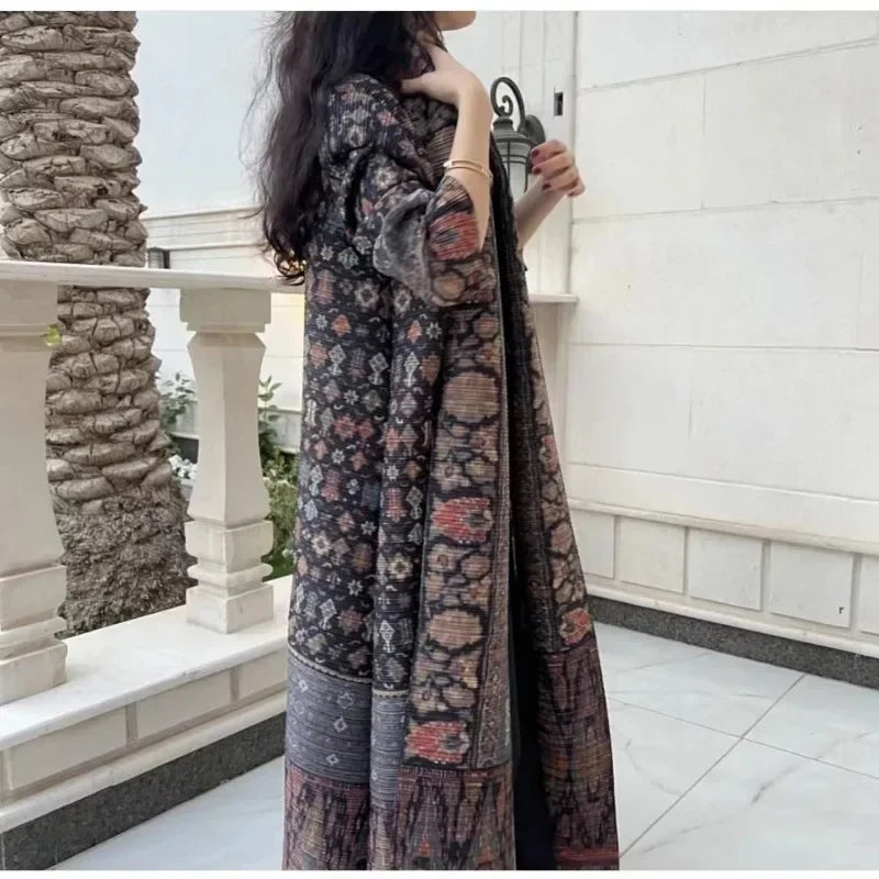 Miyake Pleated 2024 New Folded Collar Long Sleeved Retro Printed Dress Belt for Women Dubai Designer Original Fashion Loose Coat