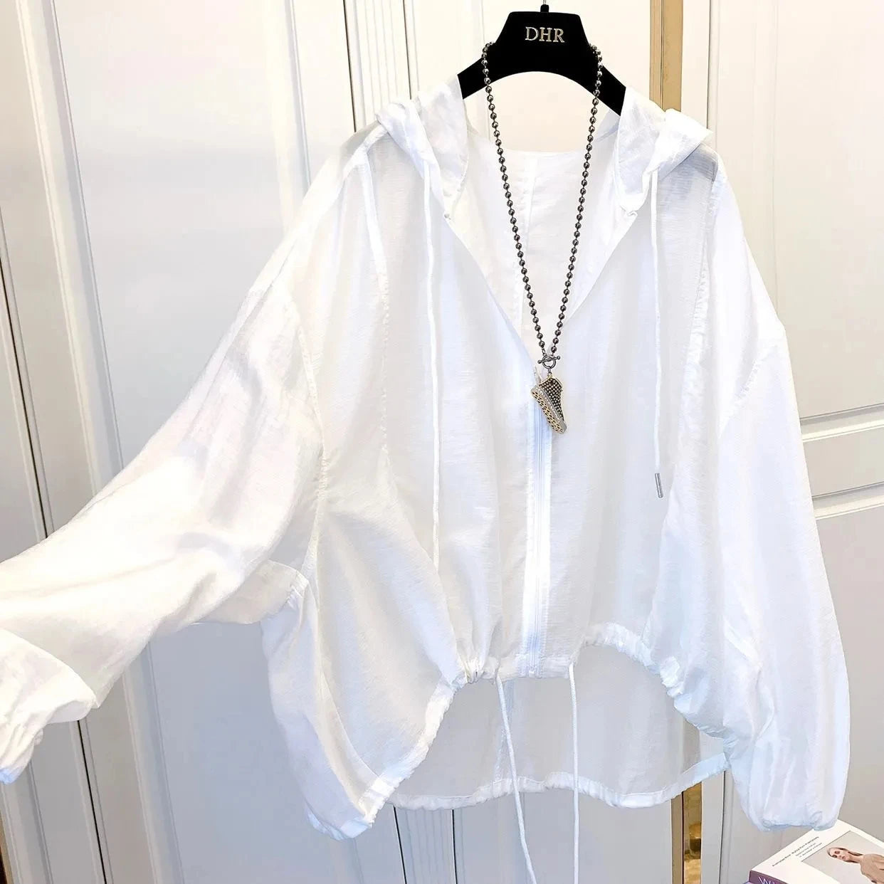 2025 New Ice Silk Thin Sunscreen Coat Women's Jacket Loose Sun Protection Shirt Hooded Top Summer Breathable Lightweight Shirt